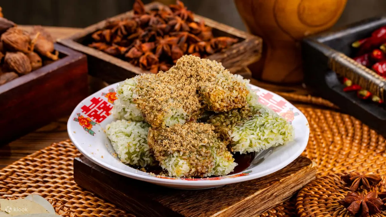 李扯拐老火锅 · 麻辣鲜香重庆魂 | 东郊记忆店